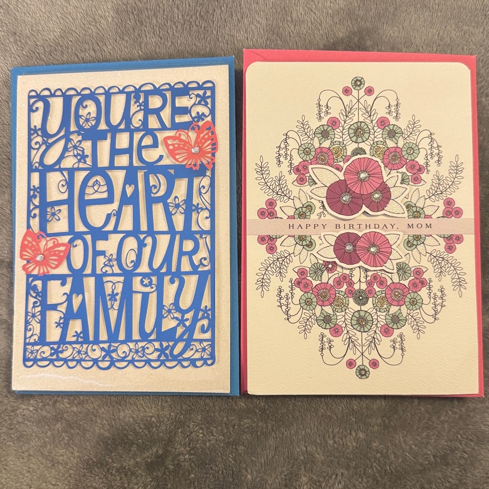 🌻 2 Hallmark Happy Birthday Mom Cards NWT